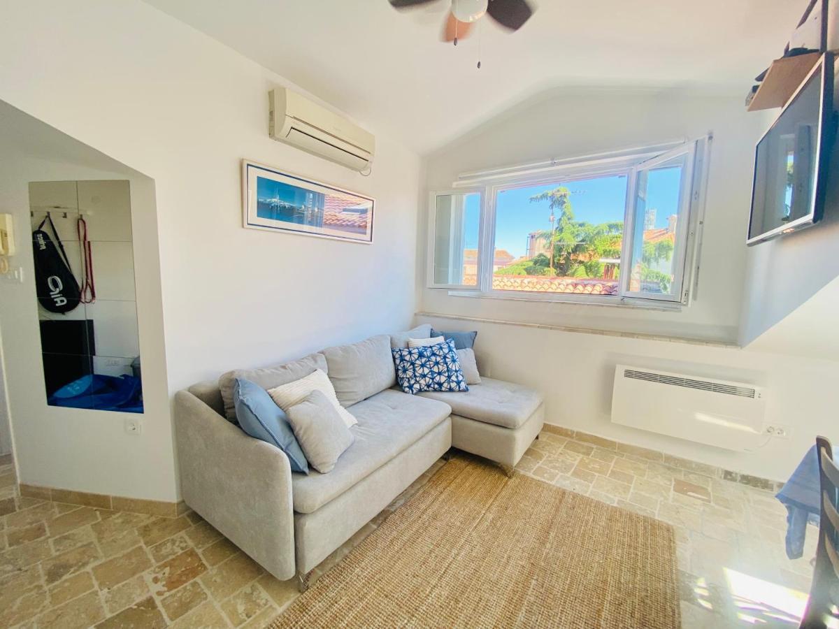 Istria Apartment - 3 Minutes From The Beach Novigrad  Exterior photo